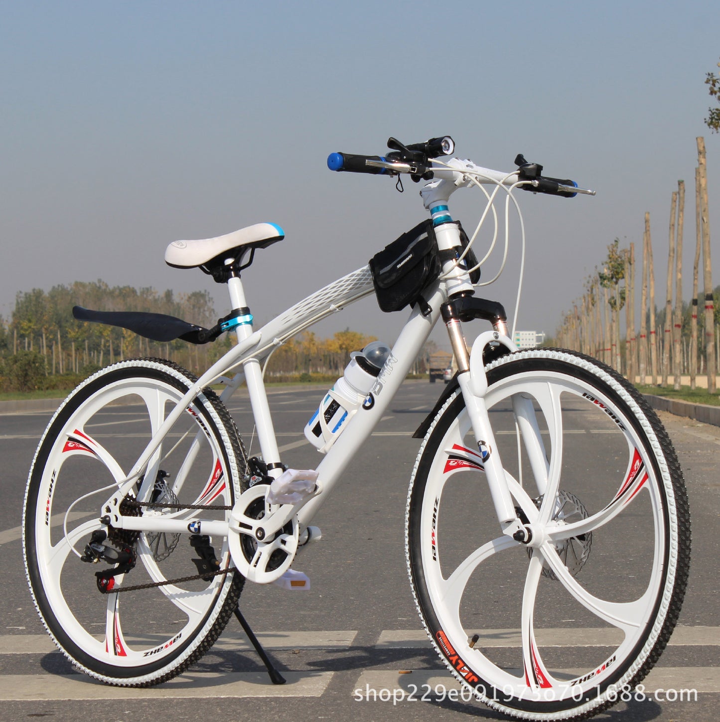 “BMW Cross Country Mountain Bike – 26 Inch Frame, 21 Speed, Dual Disc Brakes, Premium Suspension”