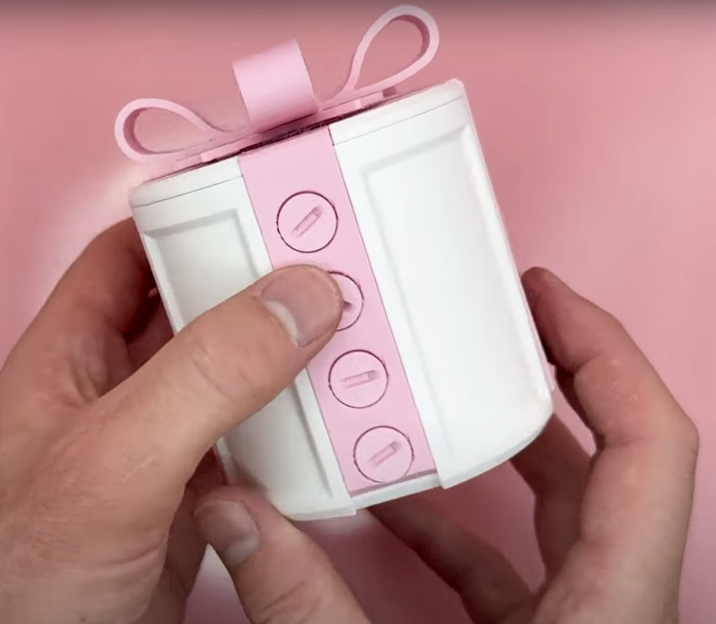 Creative Bowknot Valentine’s Day Gift Box – Funny 3D “Annoying” Surprise Box