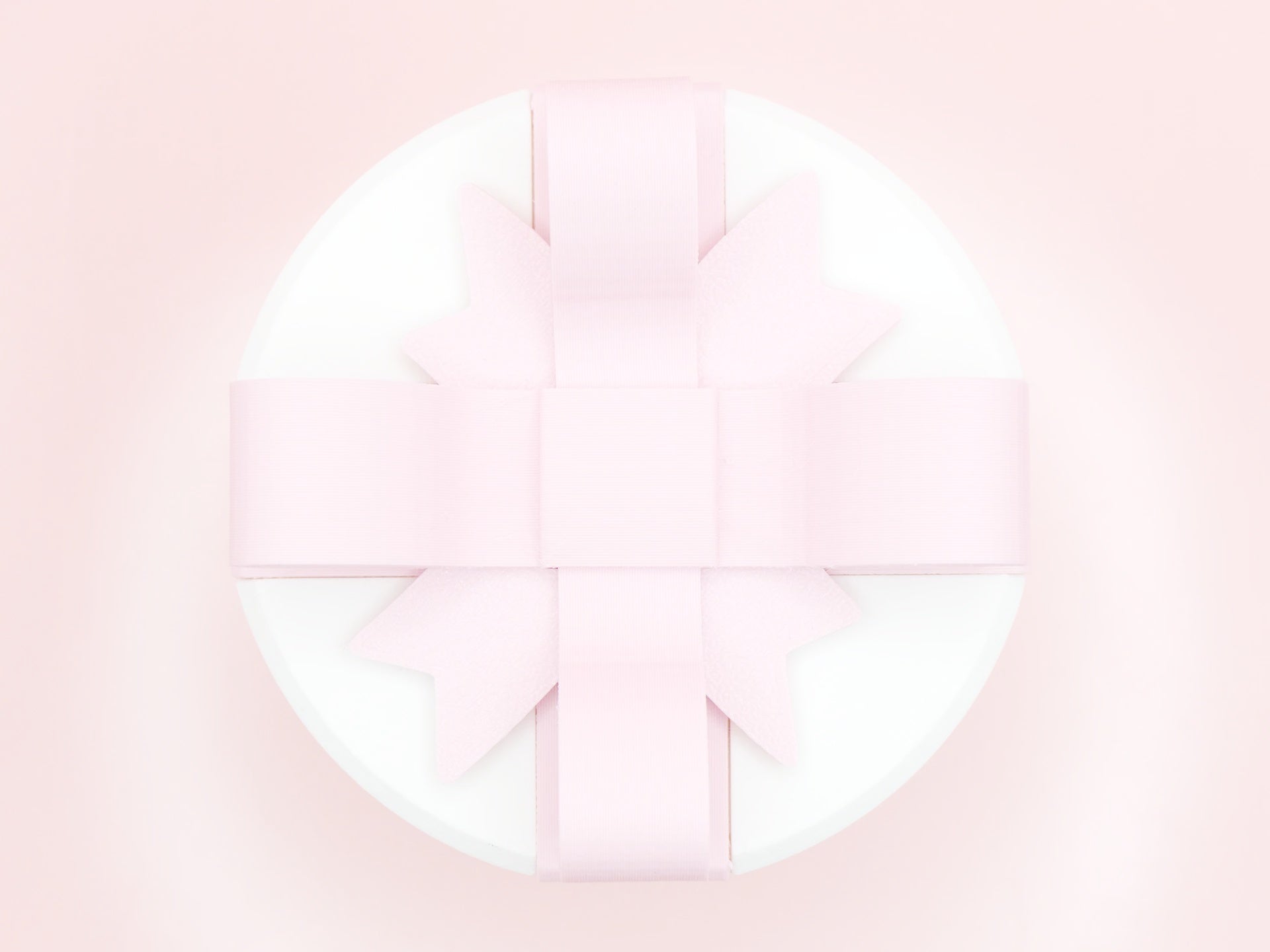 Creative Bowknot Valentine’s Day Gift Box – Funny 3D “Annoying” Surprise Box