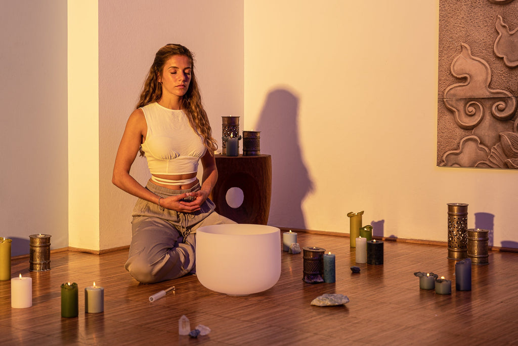 432 Hz Crystal Singing Bowl Chakra Set - 7 Pure White Quartz Bowls (8"–14")